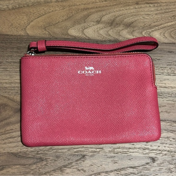 Coach Pink Corner Zip Wristlet Crossgrain Leather Wallet Clutch Pouch - Picture 1 of 6